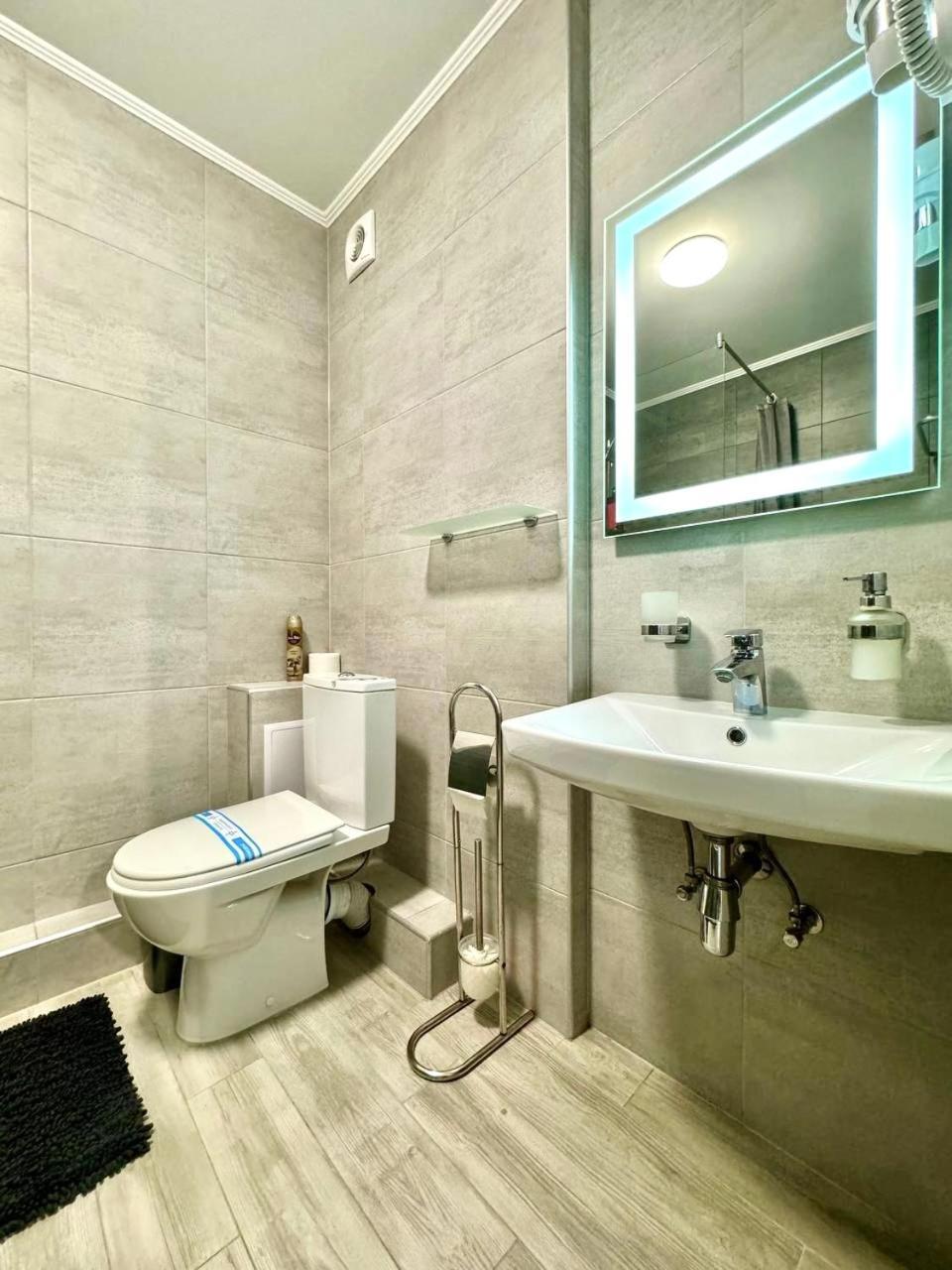 Apartpoltava Апартаменти Бізнес-Класу В Престижній Новобудові З Панорамним Балконом Центр Ngoại thất bức ảnh