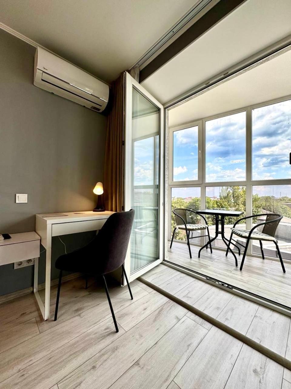 Apartpoltava Апартаменти Бізнес-Класу В Престижній Новобудові З Панорамним Балконом Центр Ngoại thất bức ảnh